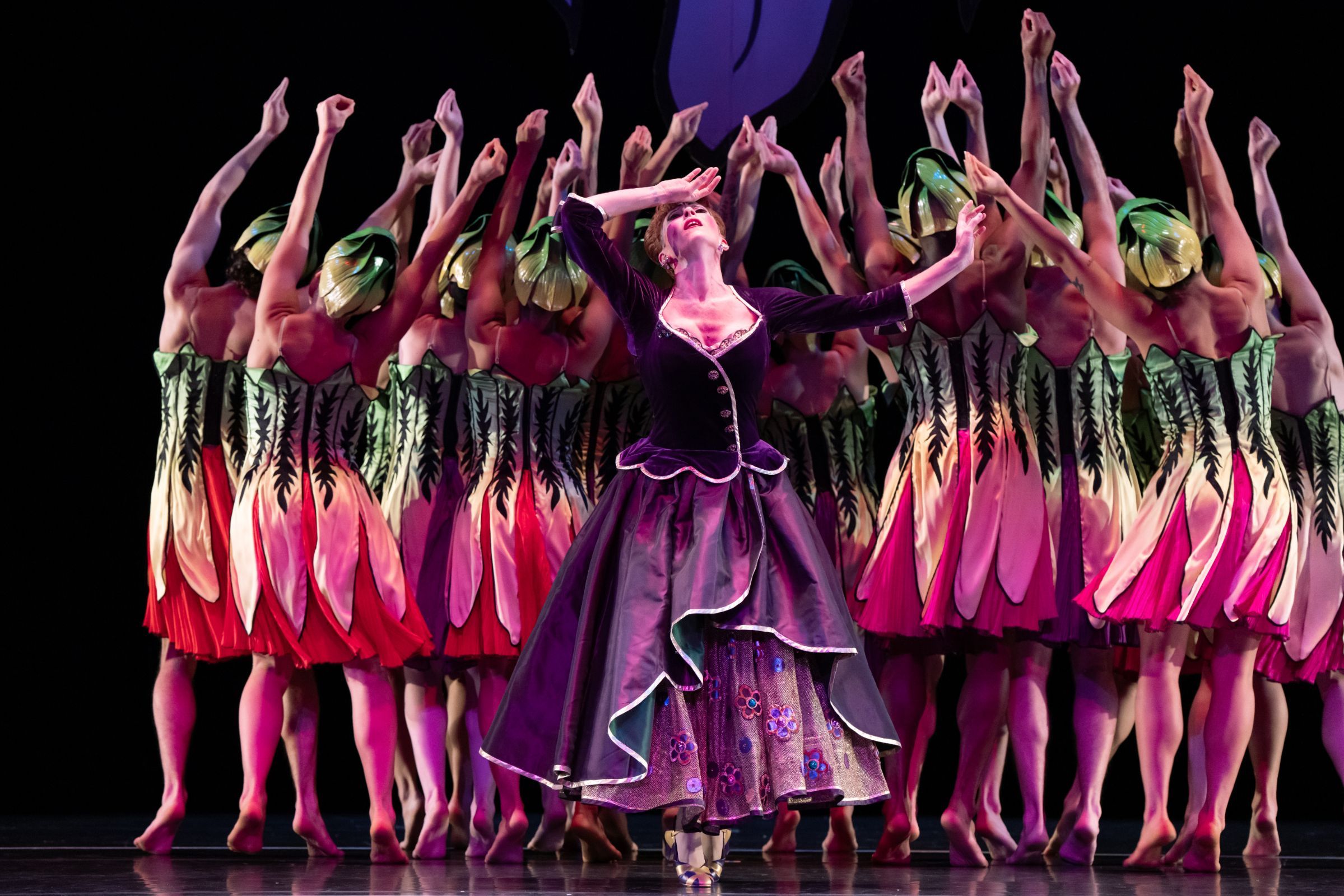 Elisa Clark as Mrs Stahlbaum in the Mark Morris Dance Group production of <i>The Hard Nut</i> &copy; Julieta Cervantes