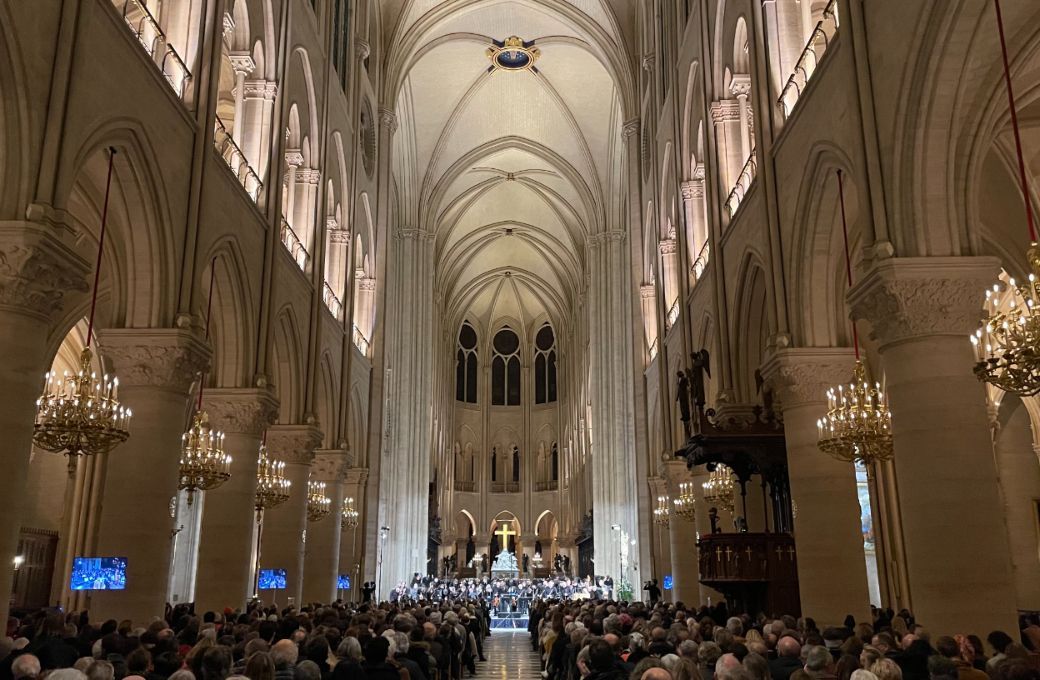 La Maîtrise Notre-Dame de Paris dans la cathédrale © Msndp