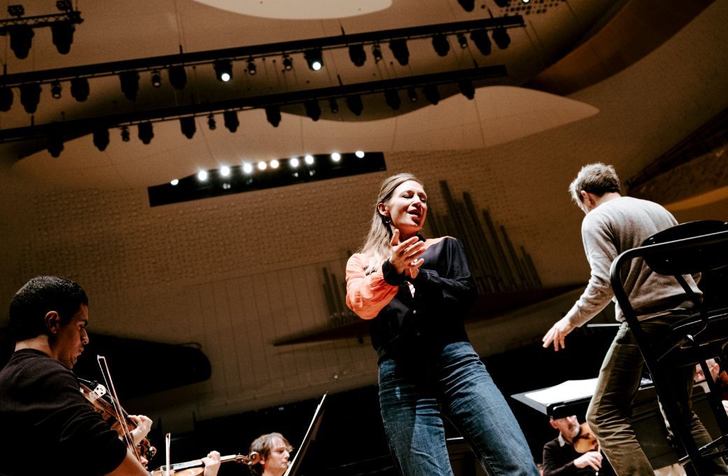 Sabine Devieilhe en r&eacute;p&eacute;tition avec l'Orchestre de Paris &copy; Mathias Benguigui