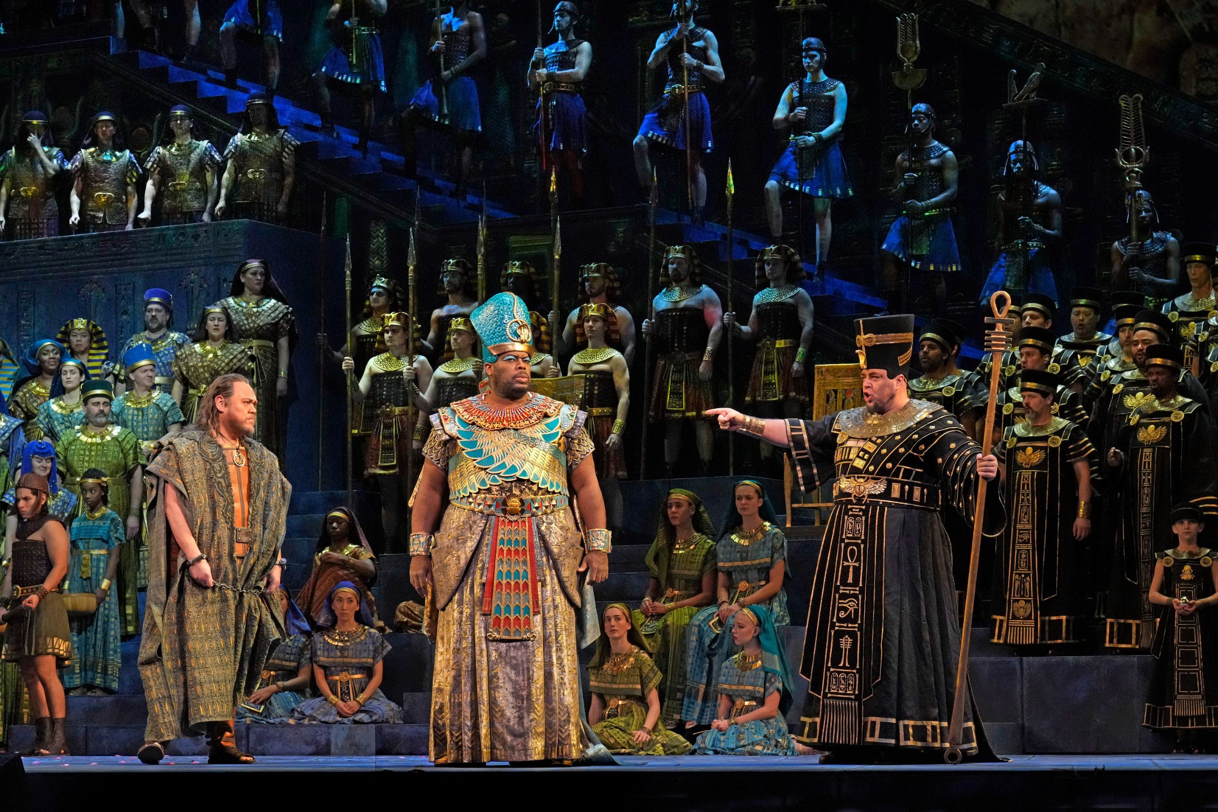 Quinn Kelsey (Amonasro), Morris Robinson (King), Dmitry Belosselskiy (Ramfis) and Met Chorus &copy; Ken Howard | Met Opera