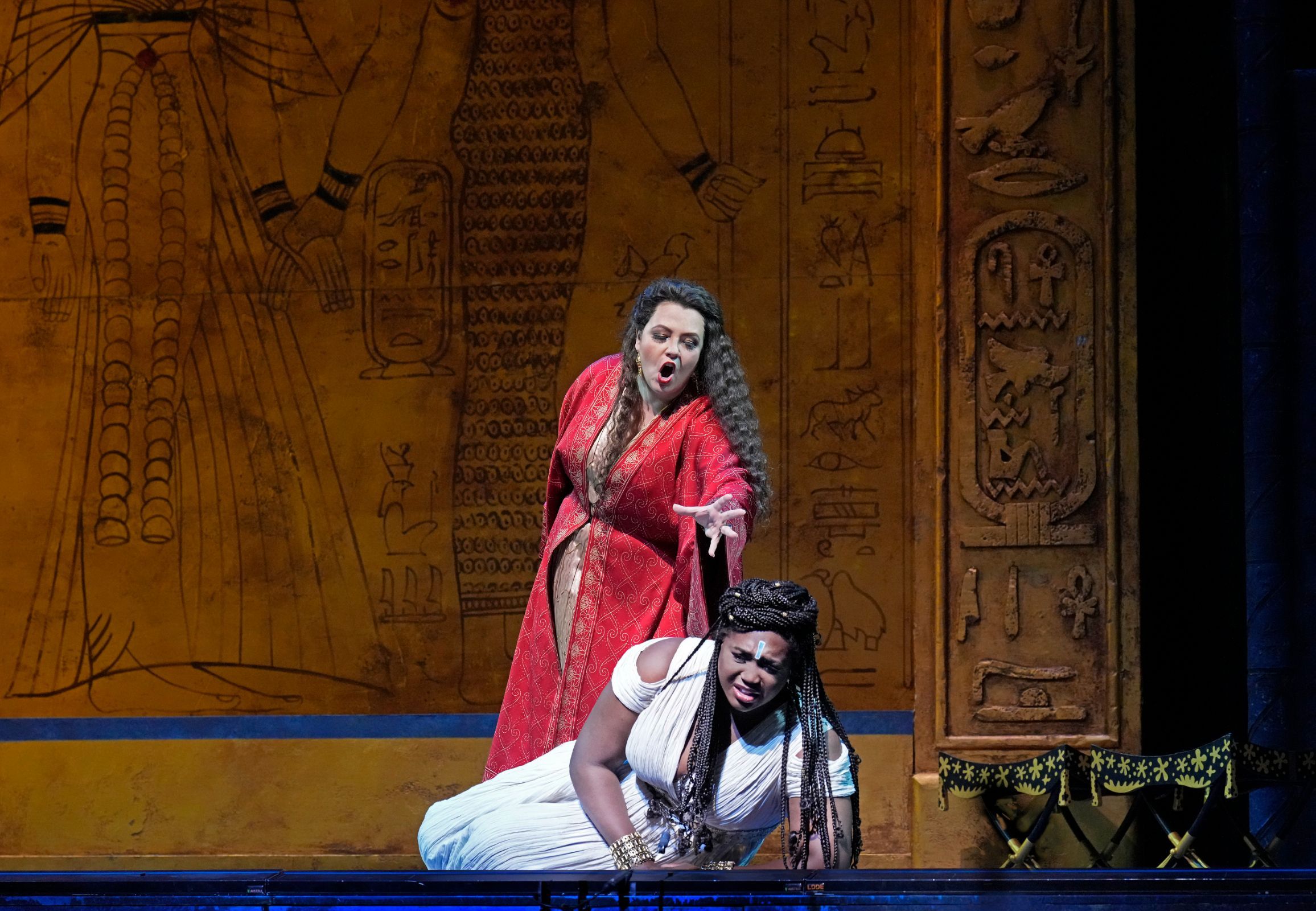 Judit Kutasi (Amneris) and Angel Blue (Aida) &copy; Ken Howard | Met Opera