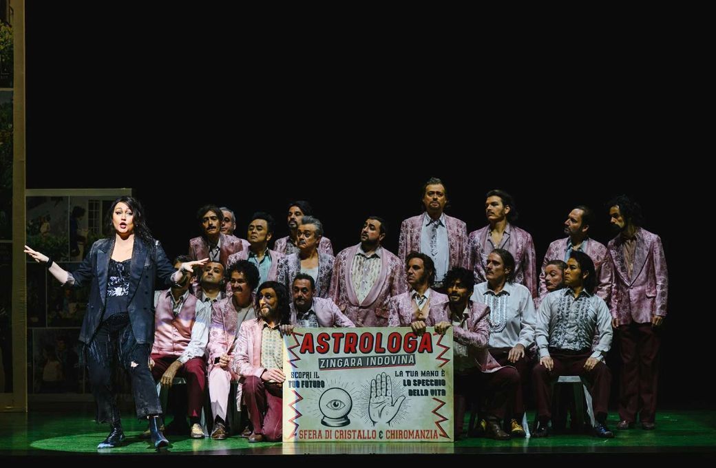 <i>Le Turc en Italie</i> &agrave; l'Op&eacute;ra de Lyon &copy; Paul Bourdrel