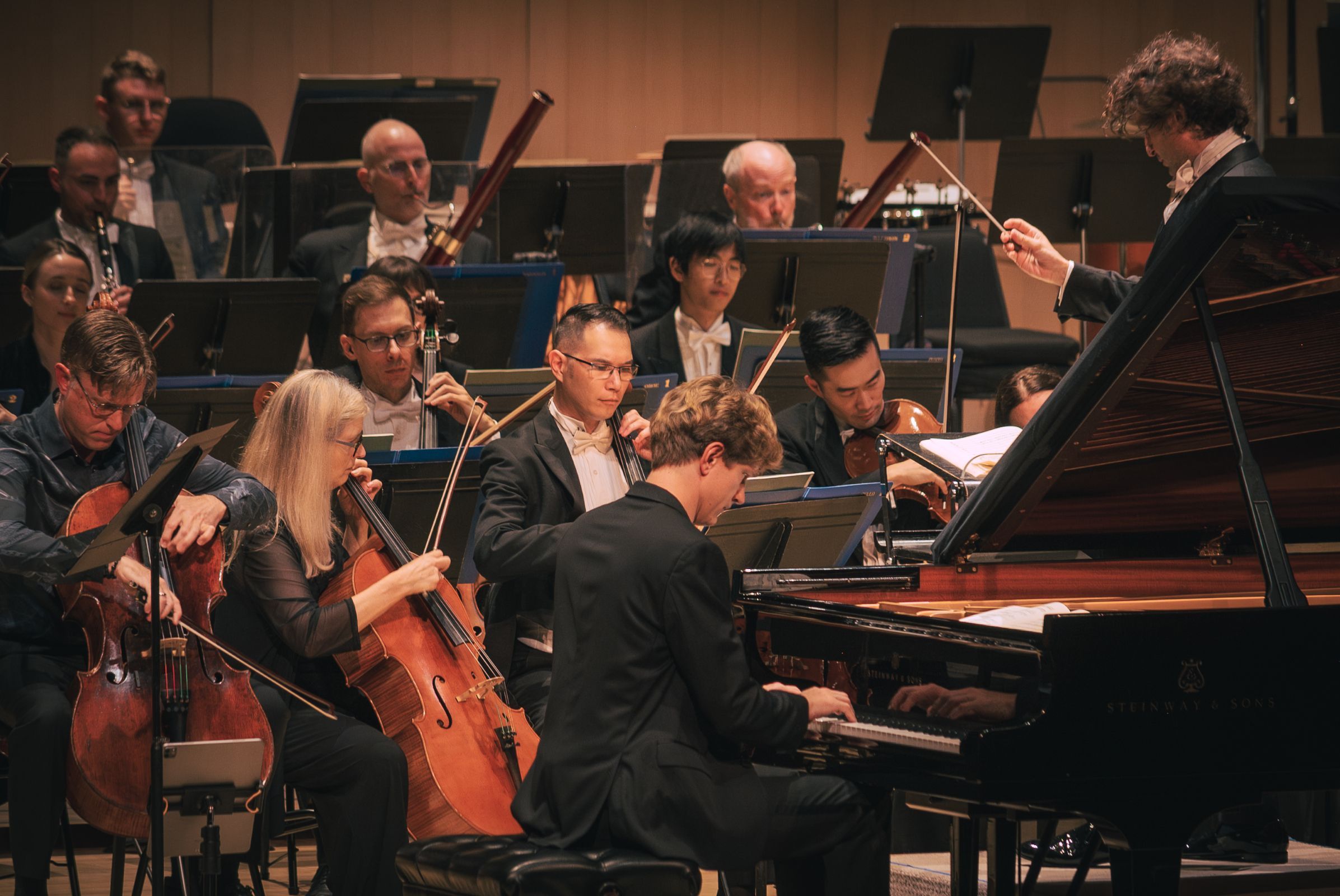 Jan Lisiecki performs with Gustavo Gimeno and the Toronto Symphony Orchestra &copy; Allan Cabral
