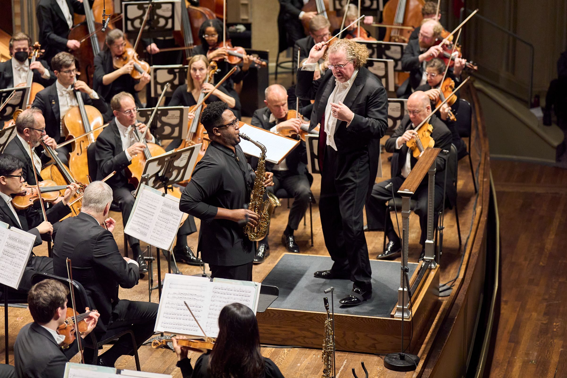 Steven Banks, Stéphane Denève and The Cleveland Orchestra &copy; Roger Mastroianni, courtesy of The Cleveland Orchestra