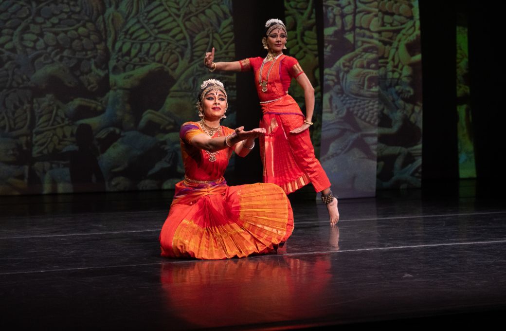 Ashwini Ramaswamy and Aparna Ramaswamy in <i>Children of Dharma</i> &copy; Steven Pisano