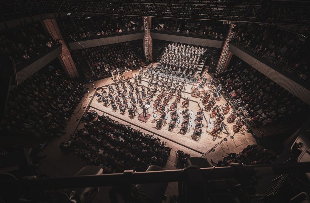 Tarmo Peltokoski dirige la <i>Sea Symphony</i> de Ralph Vaughan Williams &agrave; Toulouse &copy; Romain Alcaraz