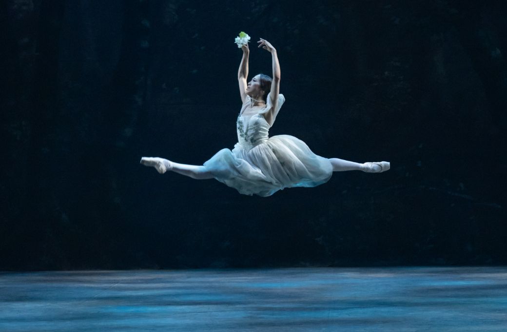 Erina Takahashi as Giselle in Mary Skeaping's <i>Giselle</i> © Photography by ASH