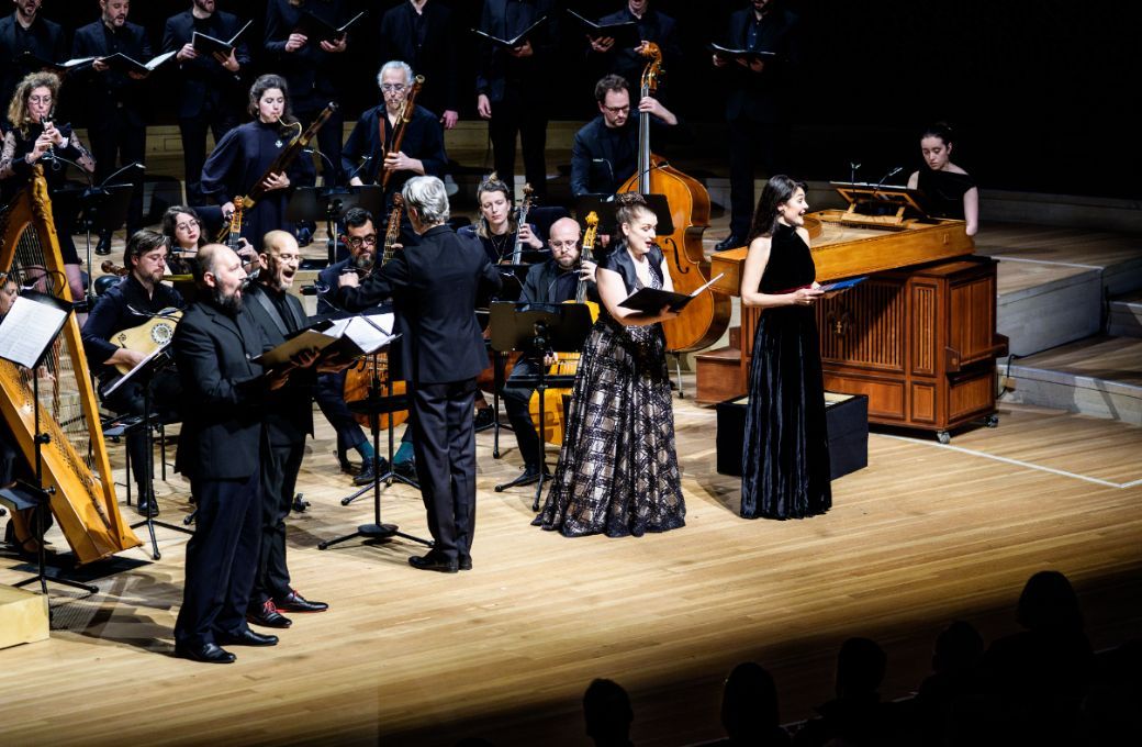 Vincent Dumestre, soloists and Le Poème Harmonique © Sebastian Madej