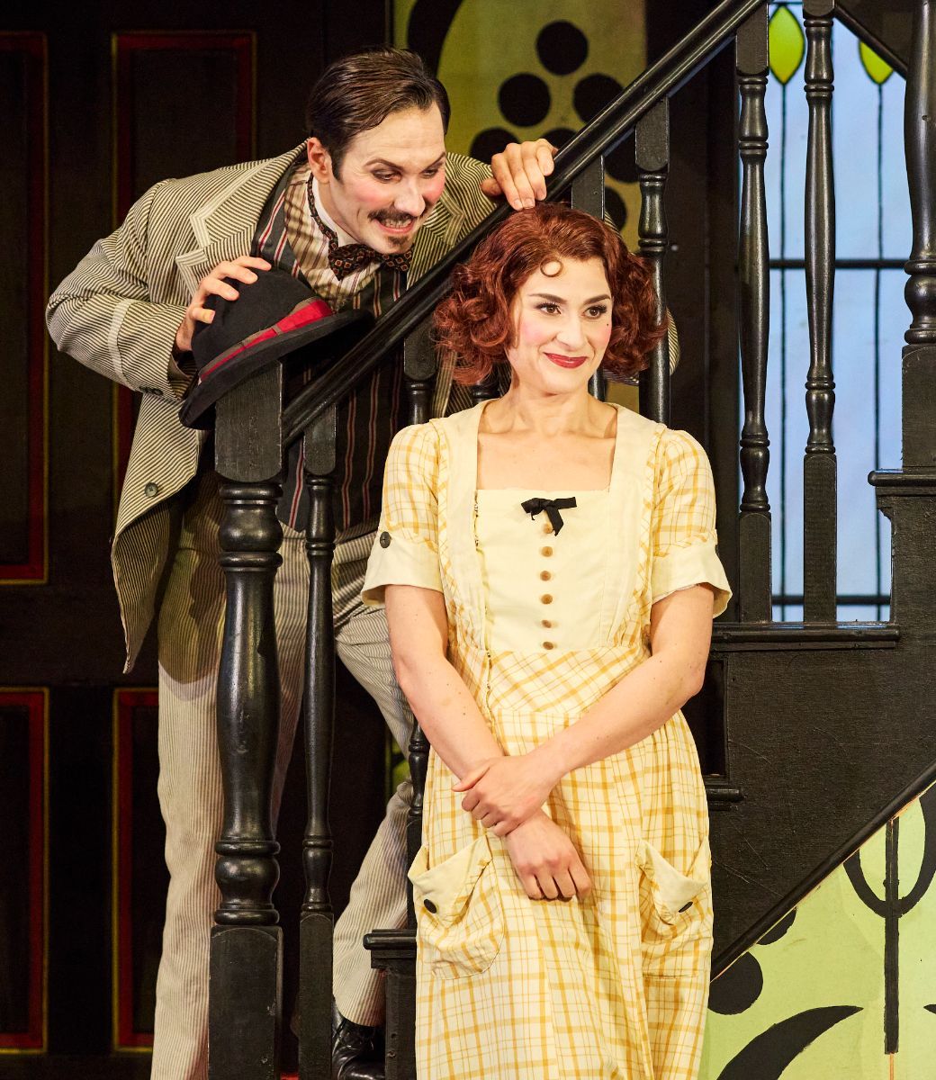 Samuel Dale Johnson (Figaro) and Serena Malfi (Rosina) &copy; Keith Saunders