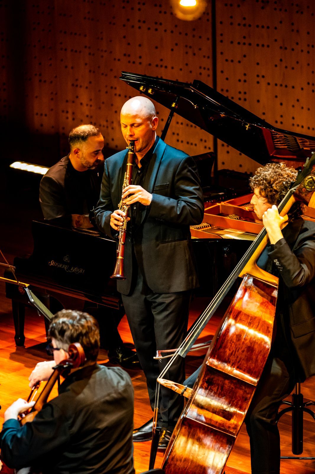 David Rowden and Omega Ensemble &copy; Victor Franowski