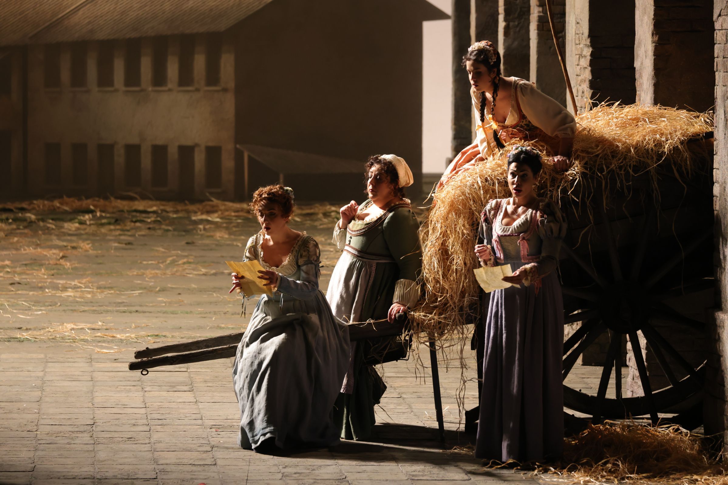 Rosa Feola (Alice), Marianna Pizzolato (Quickly), Rosalia Cid (Nannetta) and Martina Belli (Meg) &copy; Teatro alla Scala | Brescia e Amisano
