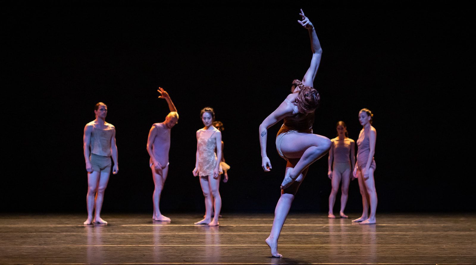 Batsheva Dance Company in Ohad Naharin's <i>Momo</i> © Ascaf