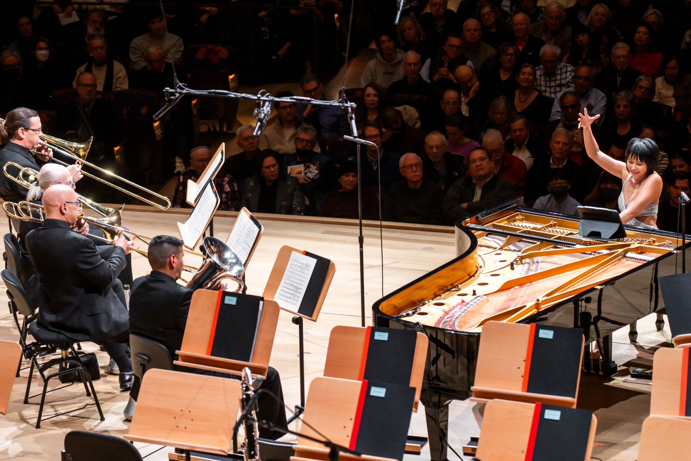 Yuja Wang directs the New York Philharmonic &copy; Chris Lee