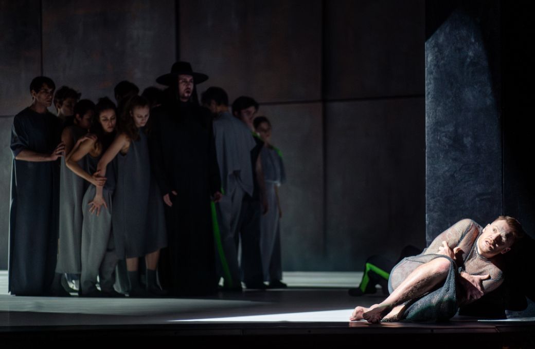 Josef Wagner (Death), Daniel Schmutzhard (Emperor Overall) and ensemble &copy; Ashley Taylor