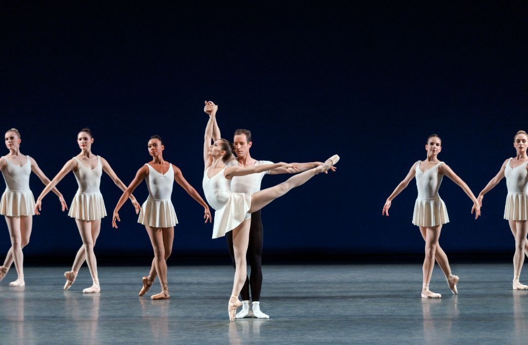 Unity Phelan, Andrew Veyette and the Company in George Balanchine's <i>Concerto Barocco</i> &copy; Erin Baiano