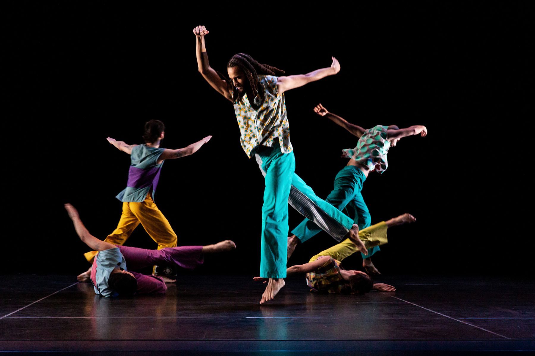 Trisha Brown Dance Company in <i>Working Title</i> © Delphine Perrin