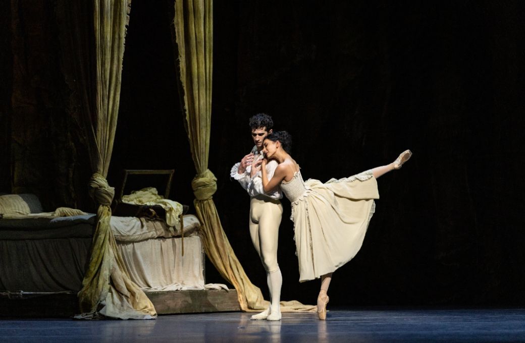 Max Cauthorn and Jasmine Jimison in Kenneth MacMillan's <i>Manon</i> &copy; Lindsay Thomas