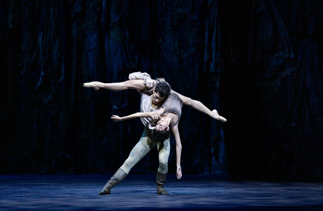 Max Cauthorn and Jasmine Jimison in Kenneth MacMillan's <i>Manon</i> &copy; Lindsay Thomas