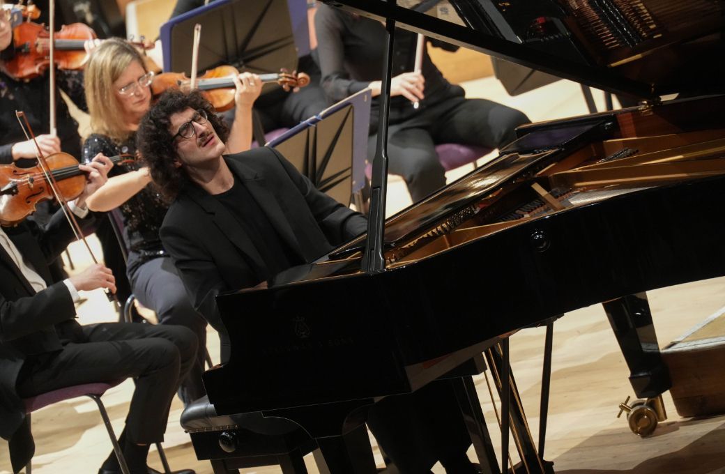 Giorgi Gigashvili and The Hall&eacute; &copy; Sharyn Bellemakers | The Hall&eacute;