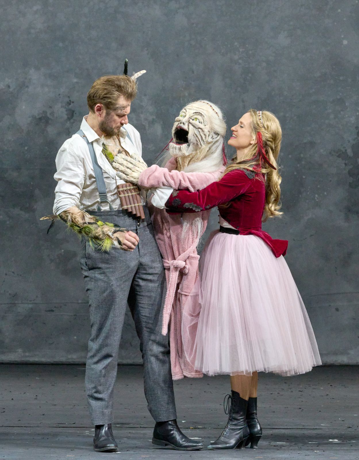 Ludwig Mittelhammer (Papageno) und Ilia Staple (Papagena) © Wiener Staatsoper | Michael Pöhn