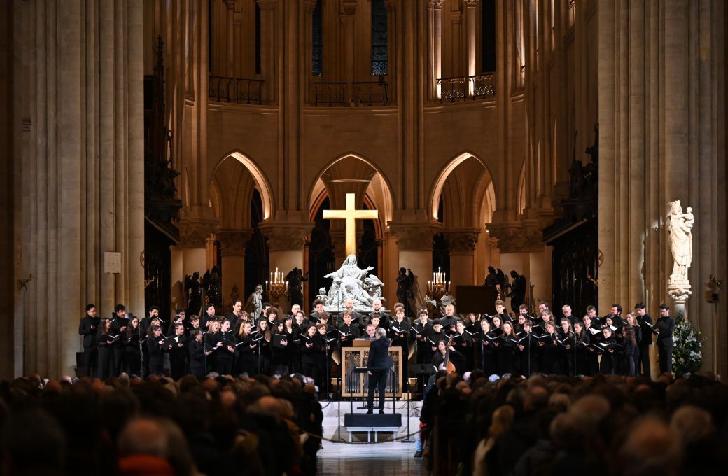 Sofi Jeannin dirige la Maîtrise Notre-Dame de Paris et la Maîtrise de Radio France &copy; Marie-Christine Bertin / Diocèse de Paris