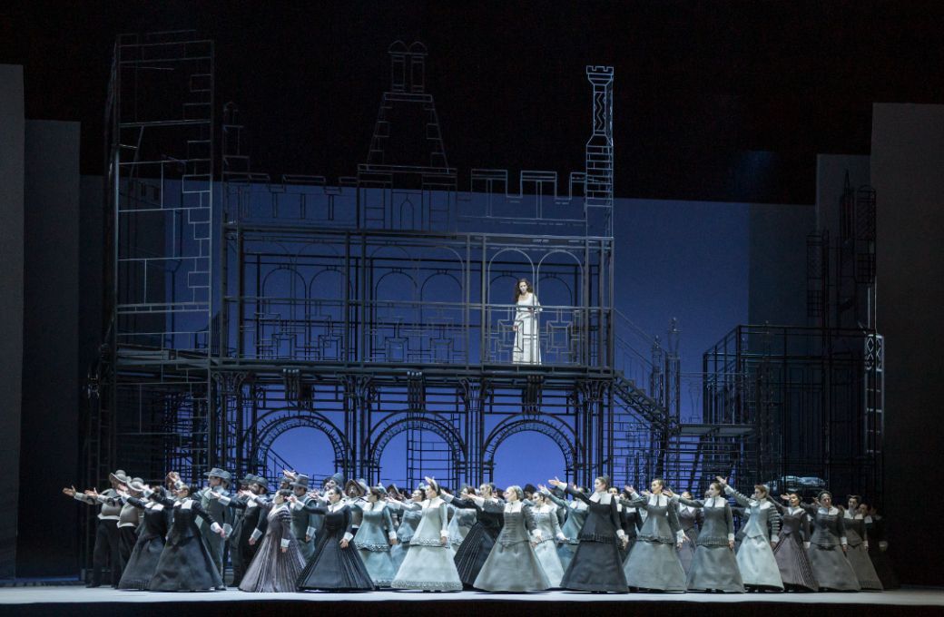 <i>Les Puritains</i> &agrave; Bastille &copy; S&eacute;bastien Math&eacute; / Op&eacute;ra national de Paris