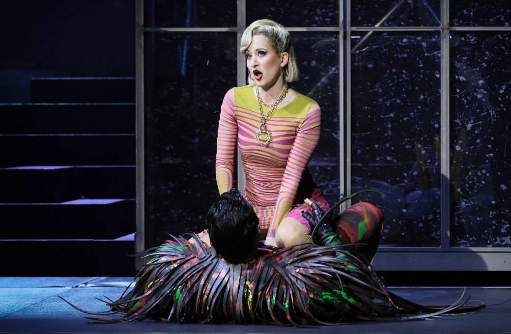 Gyula Rab (Oronte) und Alina Wunderlin (Morgana) © Marie-Laure Briane