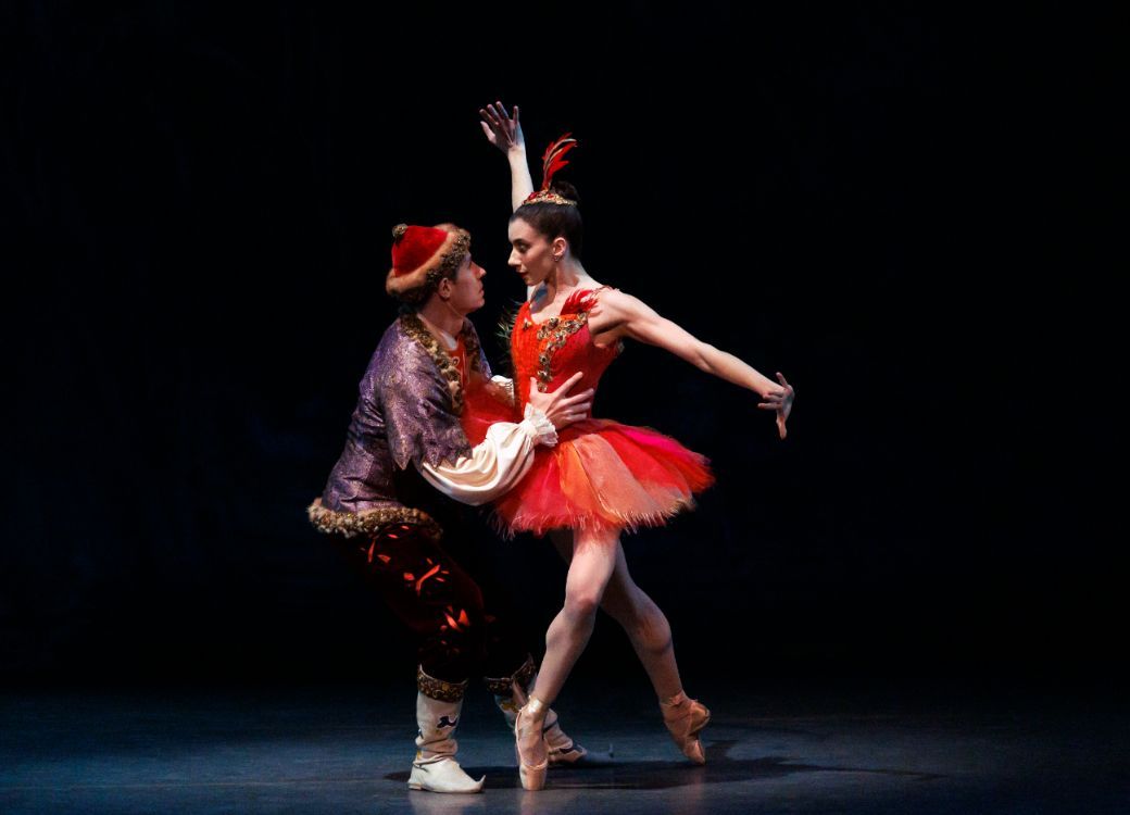 Ashley Hod and Andrew Veyette in George Balanchine's <i>Firebird</i> © Erin Baiano