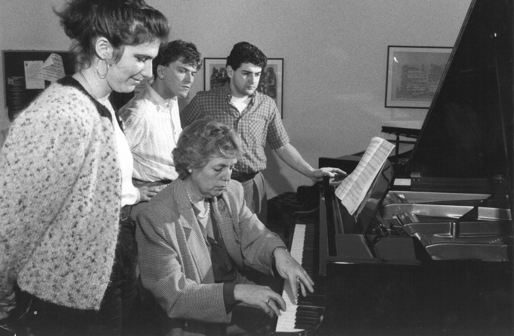 Maria Tipo teaches at the Scuola di Musica di Fiesole &copy; Nicola (CeDoMus) | Wikimedia Commons