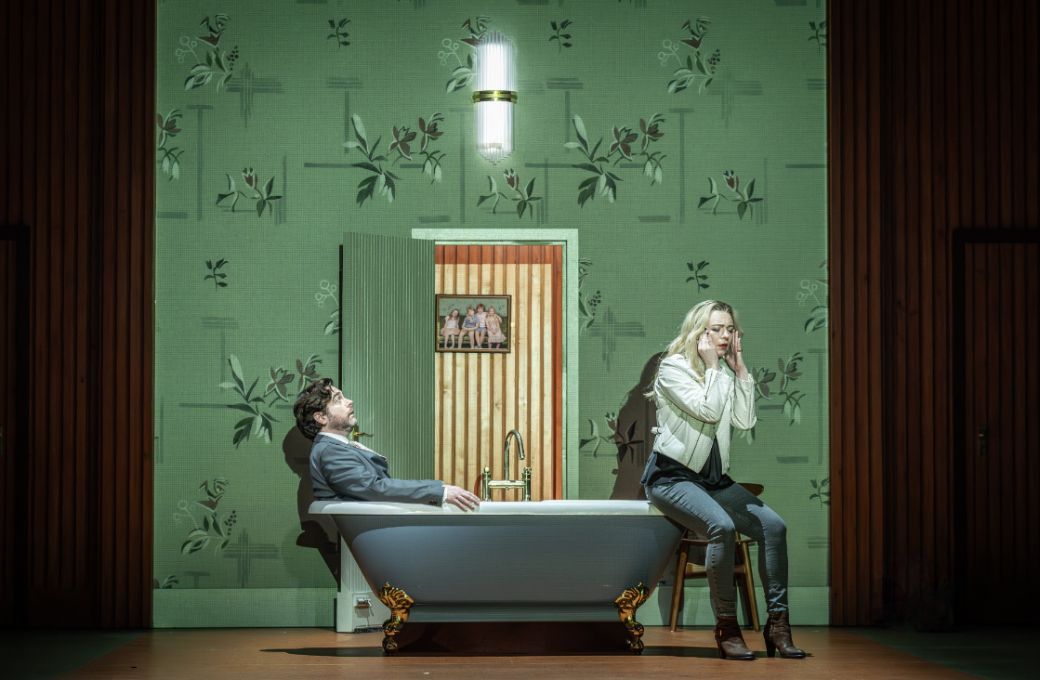 Julian Hubbard (Lars) and Natalya Romaniw (Helena) &copy; RBO | Marc Brenner