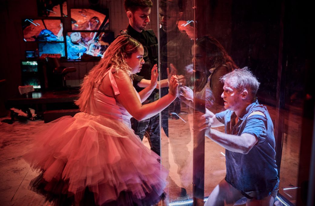 Summer Hassan (Salome) and Nathaniel Sullivan (Jochanaan) &copy; Andrew Boyle