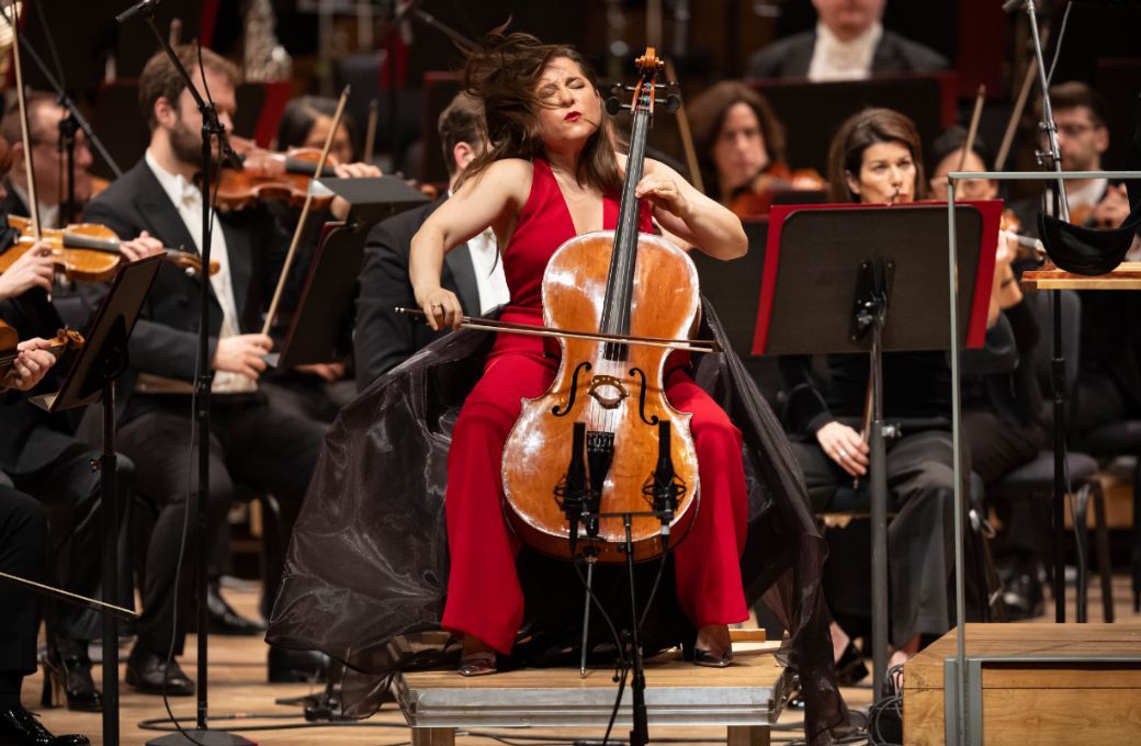 Alisa Weilerstein and the Orchestre Symphonique de Montréal &copy; Antoine Saito