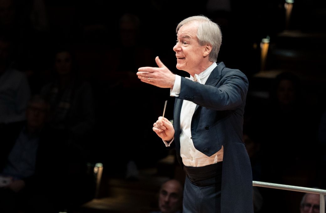 David Robertson conducts the Berliner Philharmoniker © Lena Laine
