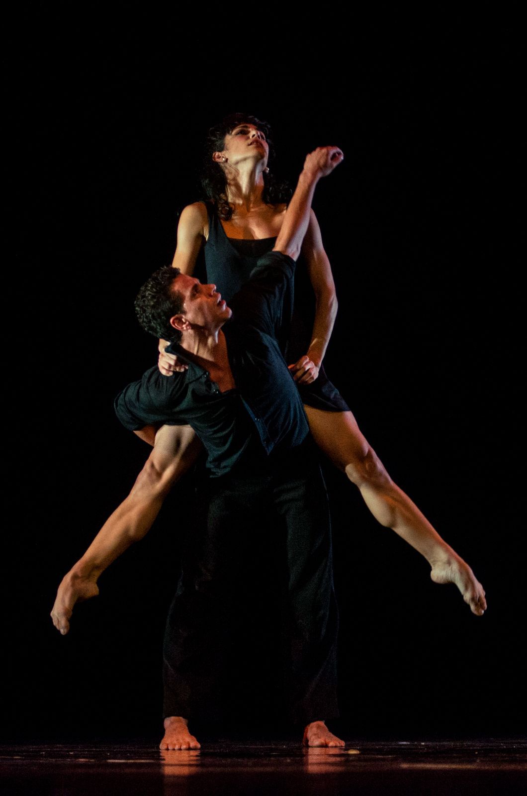 Laura Rodriguez and Raul Reinoso in Rafael Bonachela's <i>Soledad</i> &copy; Enrique Smith Soto