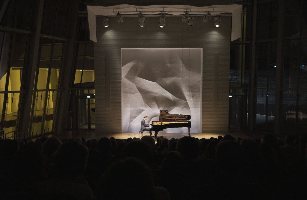 Dominic Chamot &agrave; la Fondation Louis Vuitton &copy; Fondation Louis Vuitton / Martin Rapha&euml;l Martiq