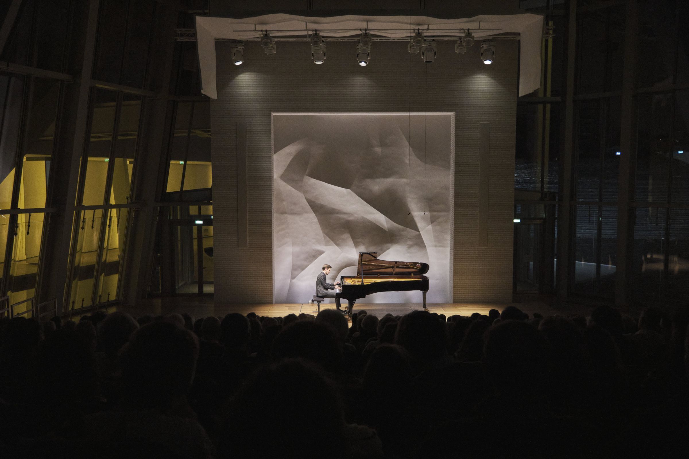 Dominic Chamot à la Fondation Louis Vuitton &copy; Fondation Louis Vuitton / Martin Raphaël Martiq