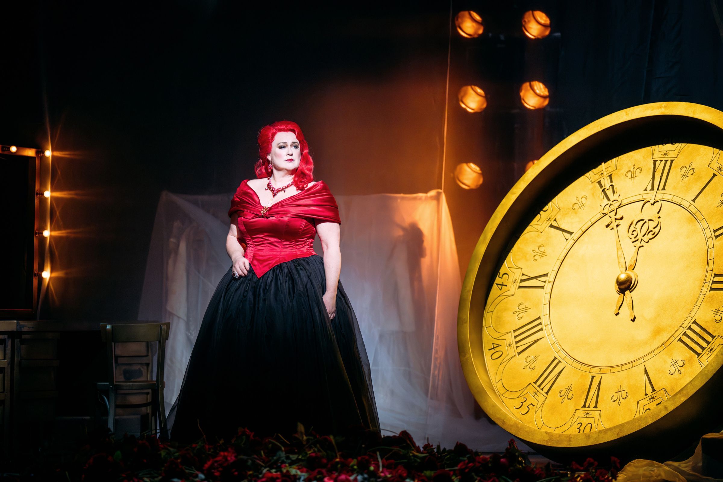 Orla Boylan (Emilia Marty) &copy; Mihaela Bodlovic