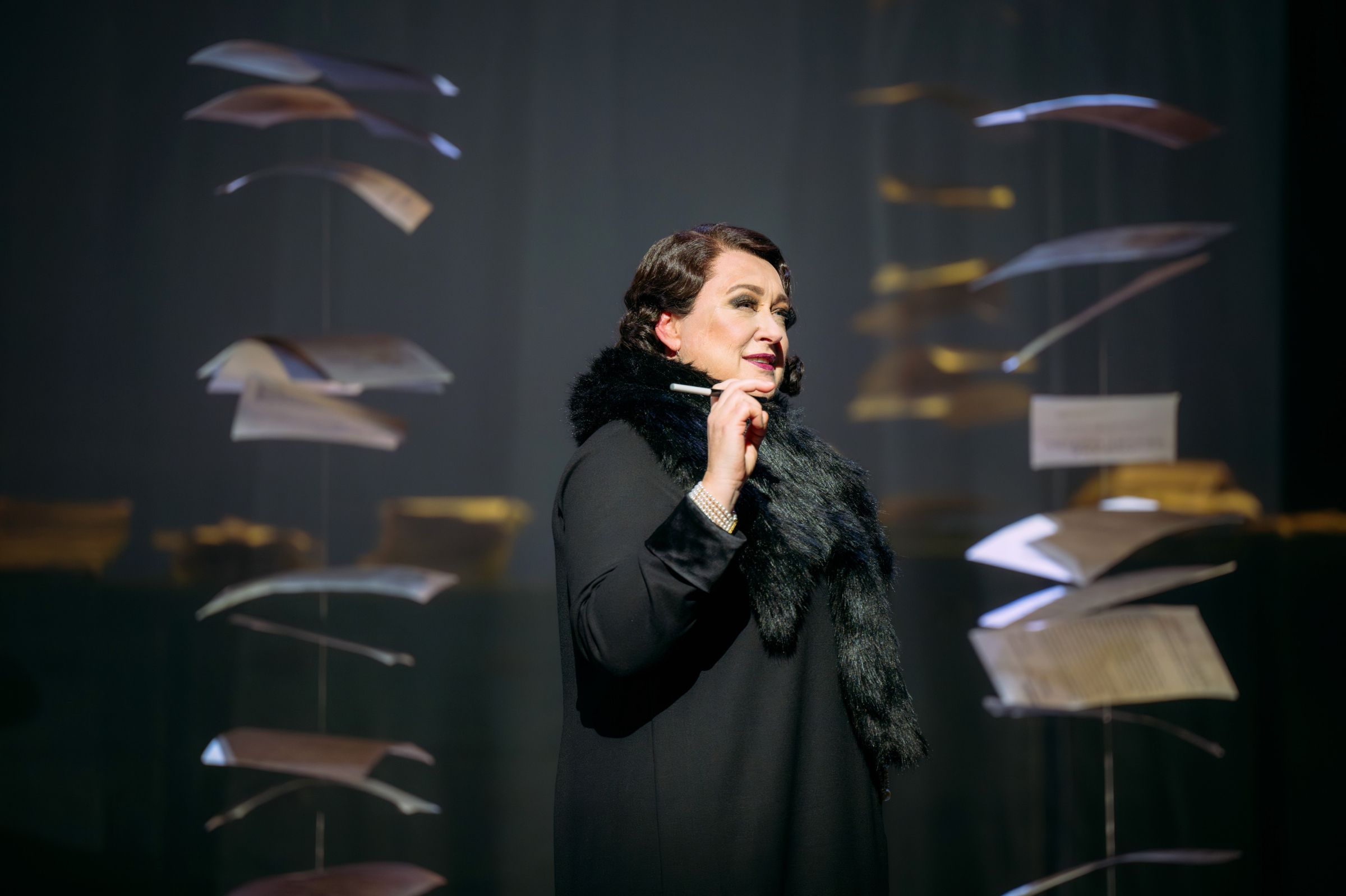 Orla Boylan (Emilia Marty) &copy; Mihaela Bodlovic