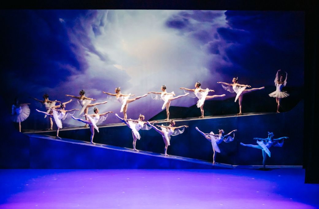 Ballet of the National Theatre Brno in <i>La Bayadère</i> © Dubai Opera