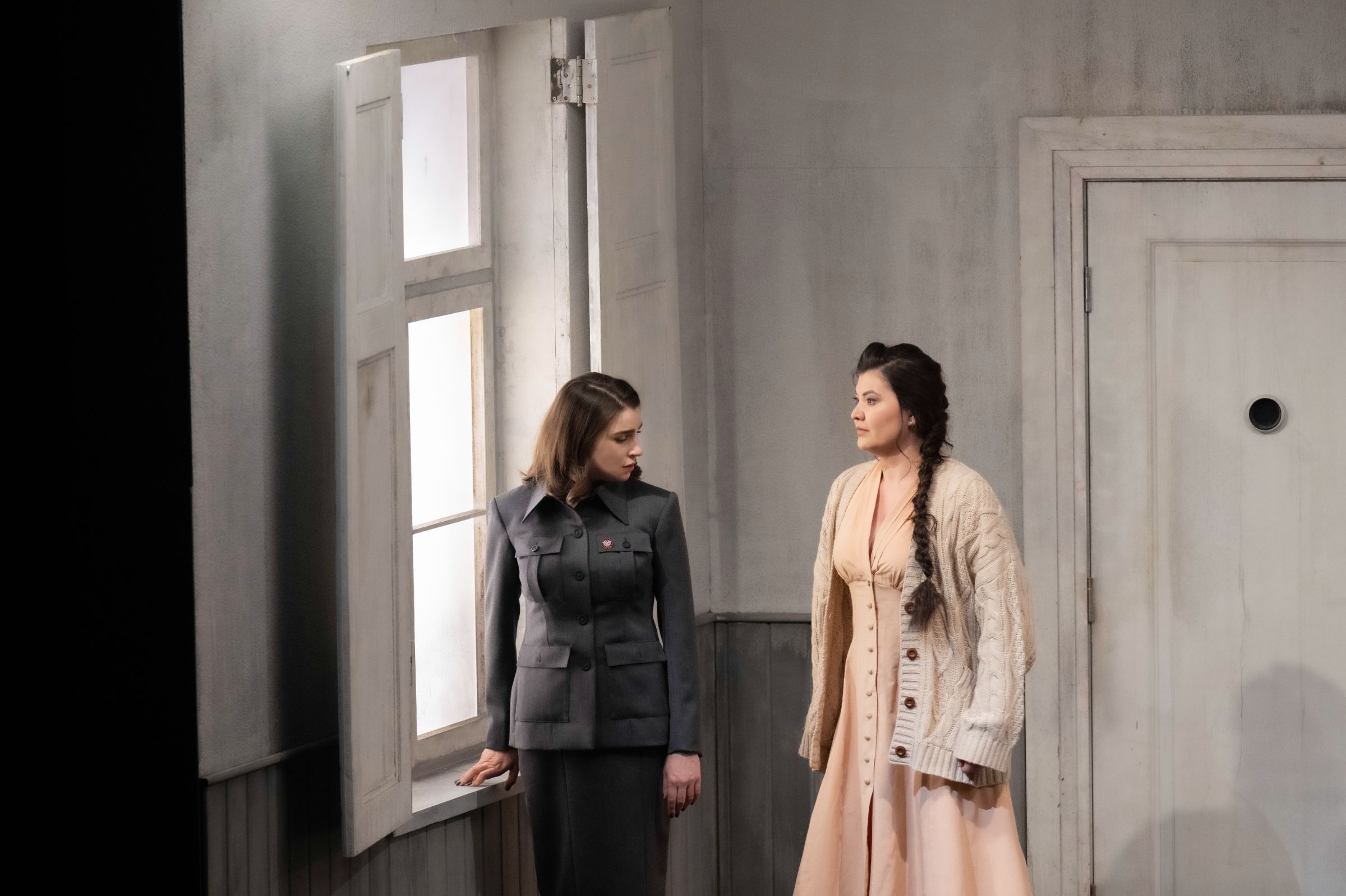Asmik Grigorian (Norma) and Aigul Akhmetshina (Adalgisa) &copy; Monika Rittershaus