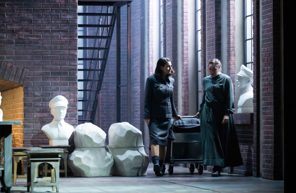 Asmik Grigorian (Norma) and Victoria Leshkevich (Clothilde) &copy; Monika Rittershaus