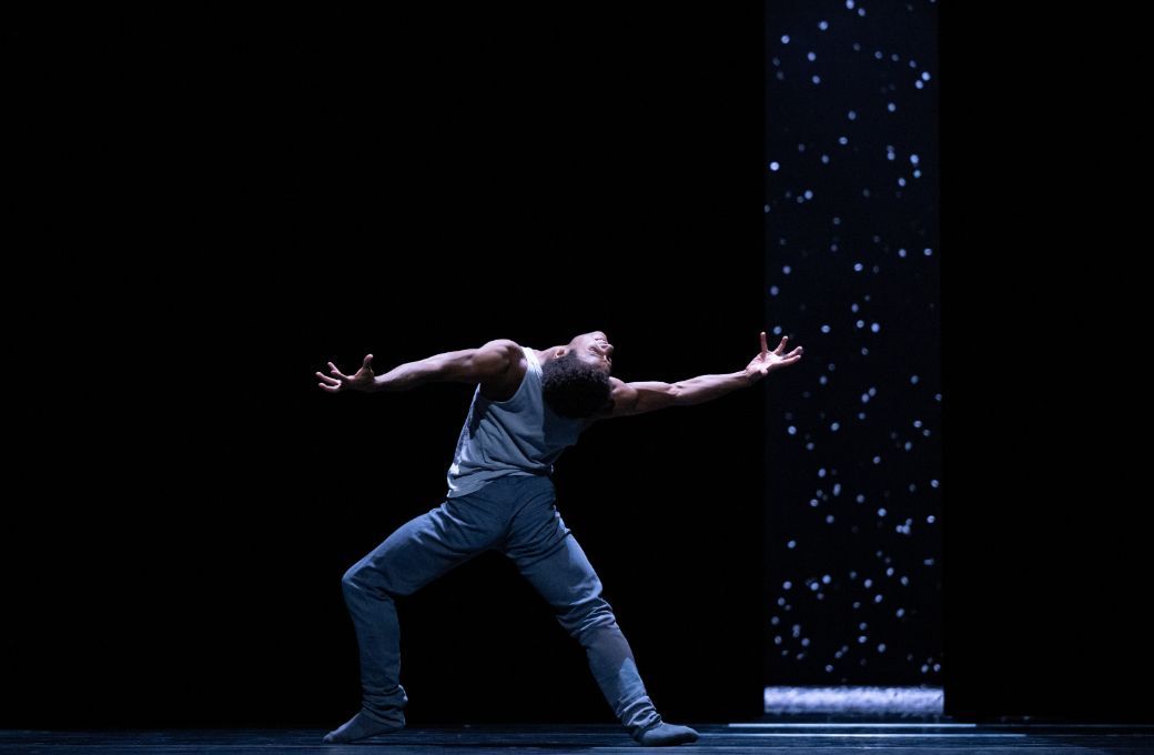 Marcelino Sambé in Crystal Pite's <i>Light of Passage</i> &copy; Camilla Greenwell
