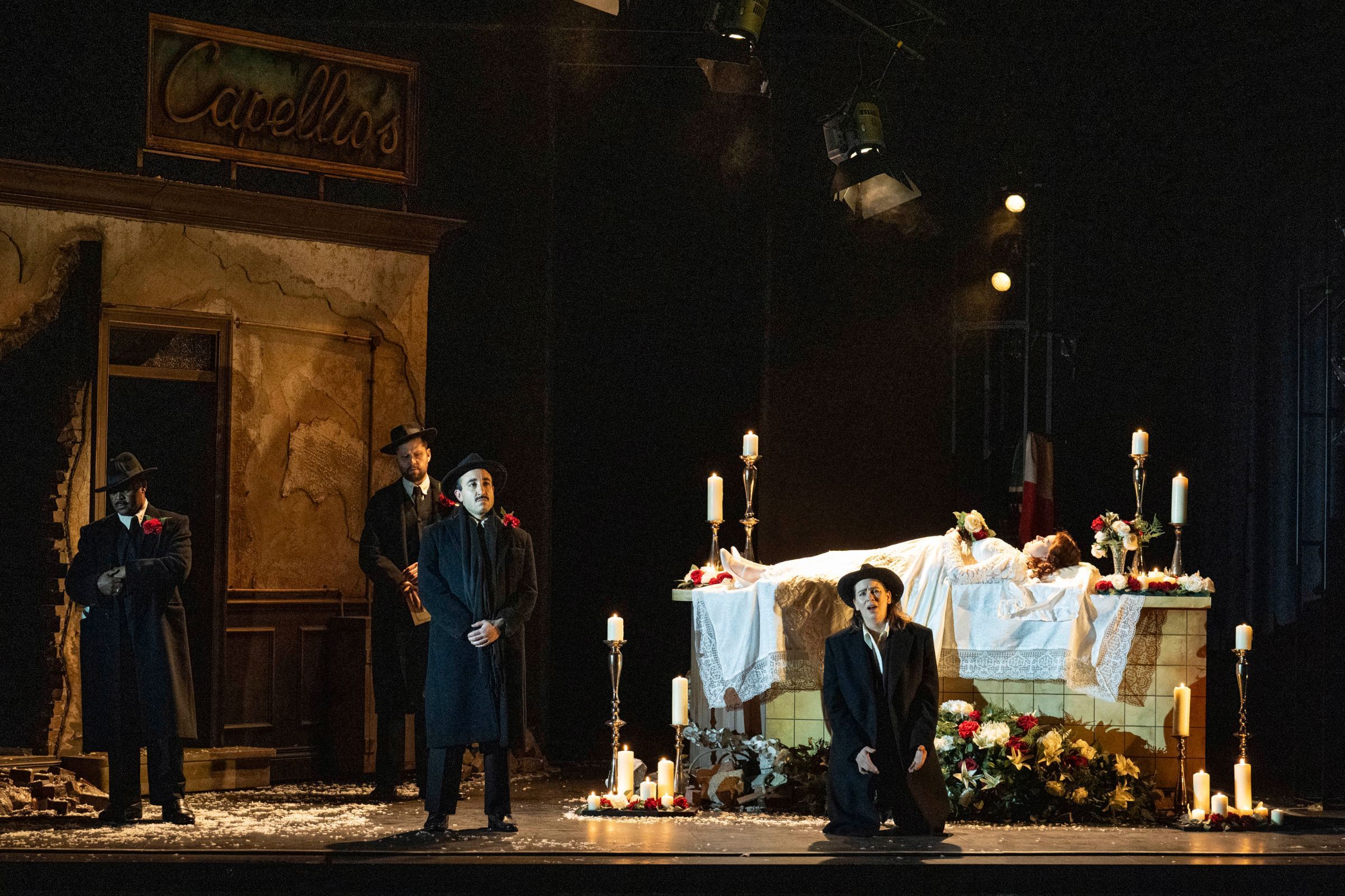 Brenton Spiteri (Tebaldo) and Samantha Price (Romeo) &copy; Richard Hubert Smith
