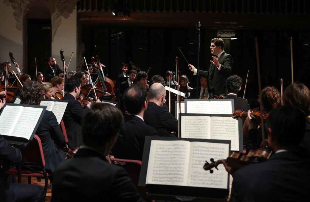 Tom&agrave;s Grau al frente de la Franz Schubert Filharmonia &copy; Mart&iacute; E. Berenguer | Franz Schubert Filharmonia