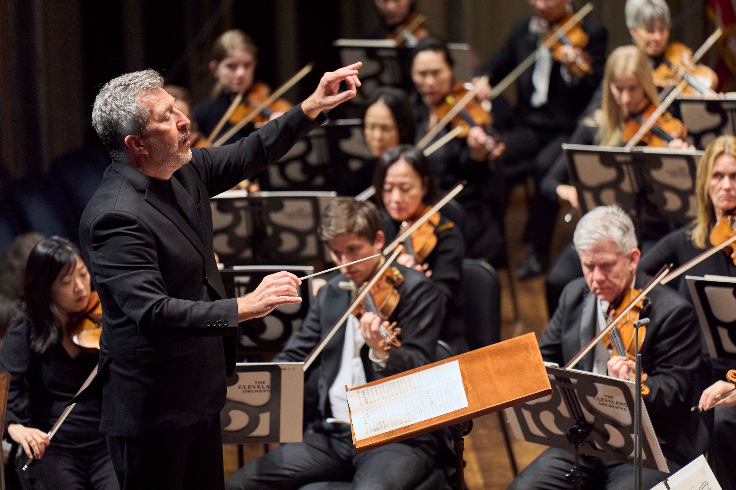 Thomas Adès conducts The Cleveland Orchestra &copy; Roger Mastroianni, courtesy of The Cleveland Orchestra