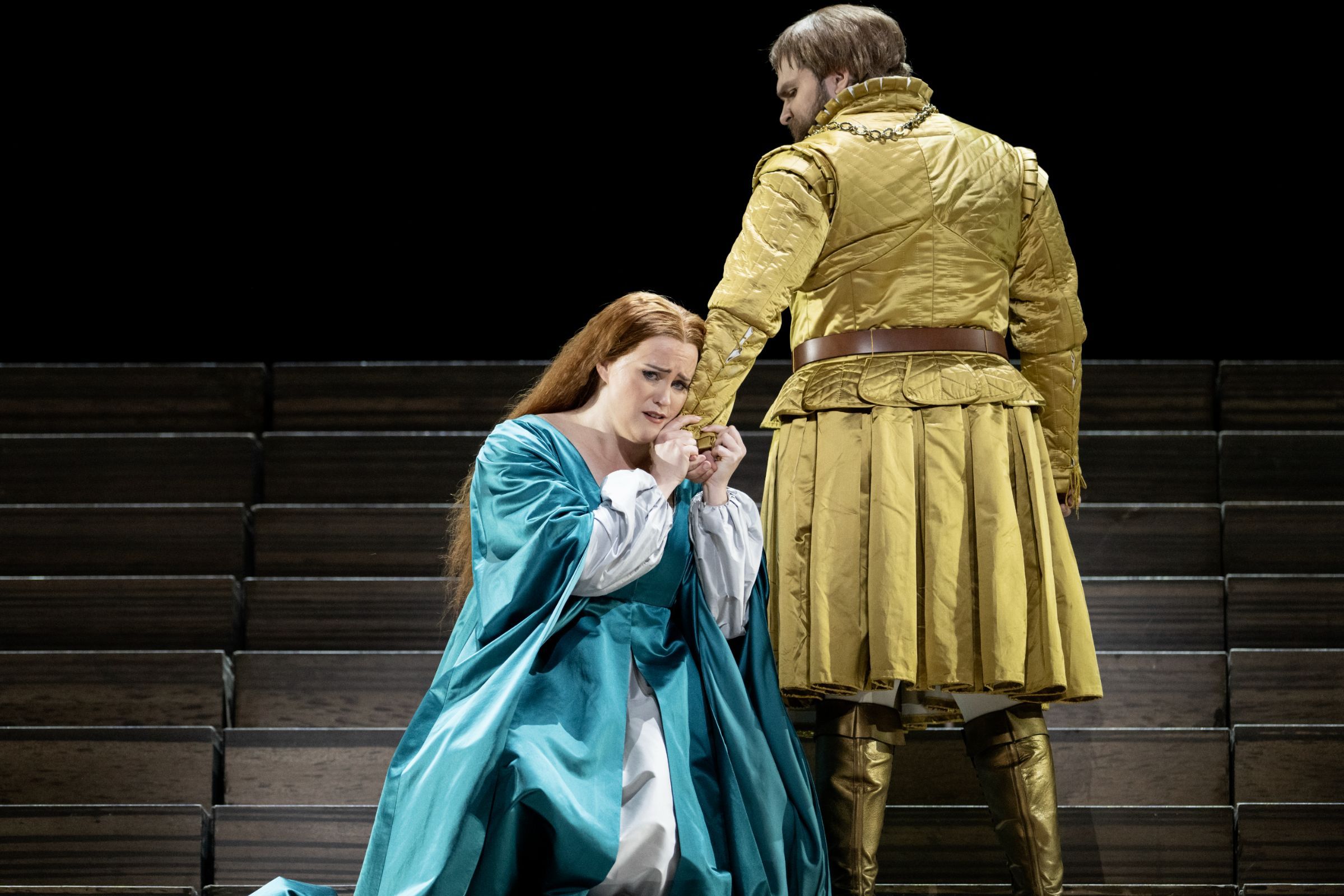 Rachel Willis-Sørensen (Leonora) and Aleksei Isaev (Conte di Luna) © RBO | Camilla Greenwell