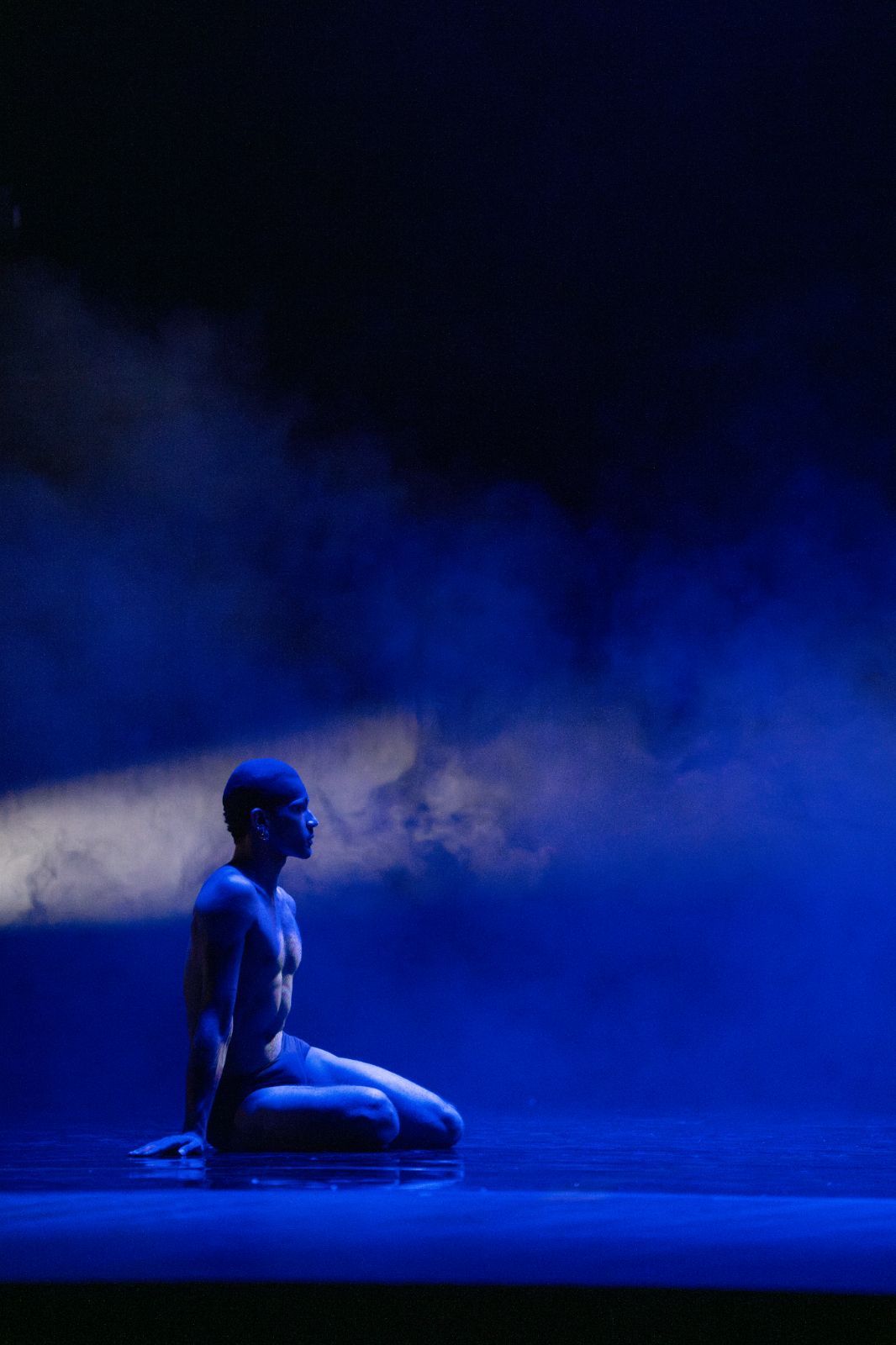 Jasiah Marshall in Wayne McGregor's <i>Deepstaria</i> &copy; Ravi Deepres