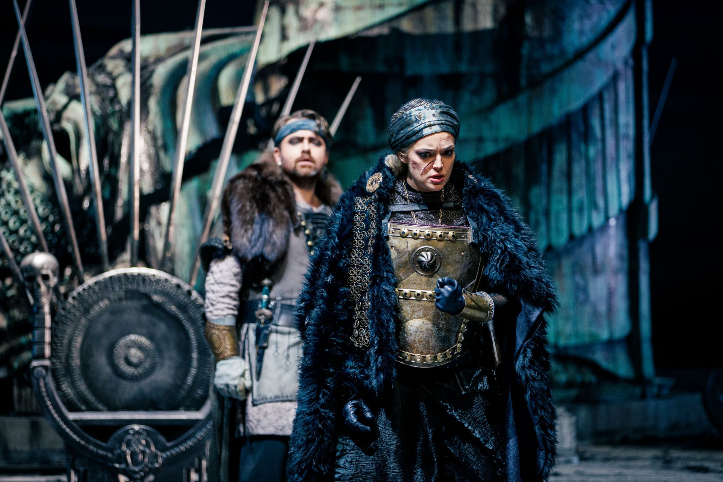Rafał Tomkiewicz (Siroe) and Sophie Junker (Emira) &copy; Felix Grünschloss