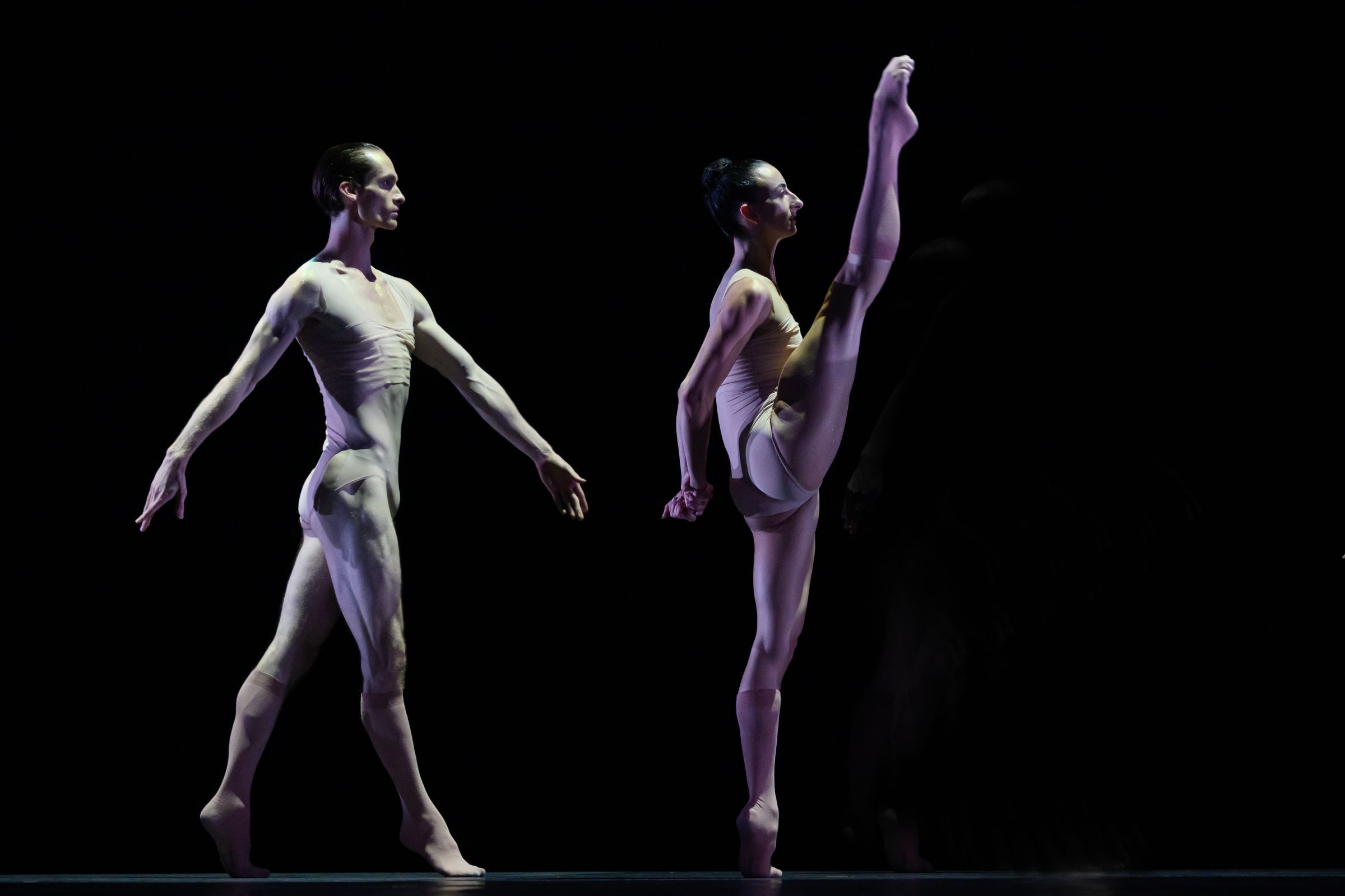 <i>Autodance</i> de Sharon Eyal par les Ballets de Monte-Carlo &copy; Alice Blangero