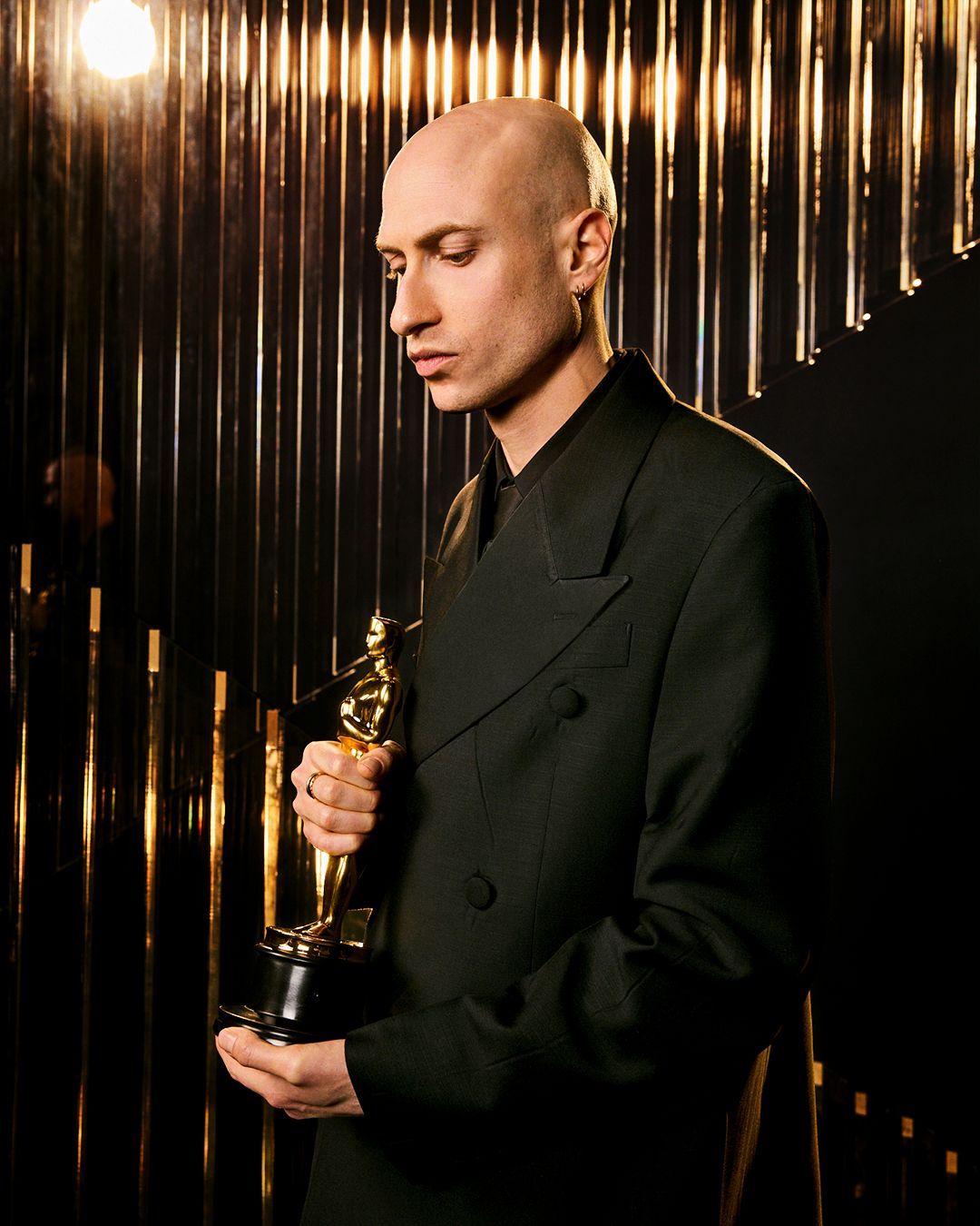 Daniel Blumberg at the Oscars © Matt Sayles | The Academy